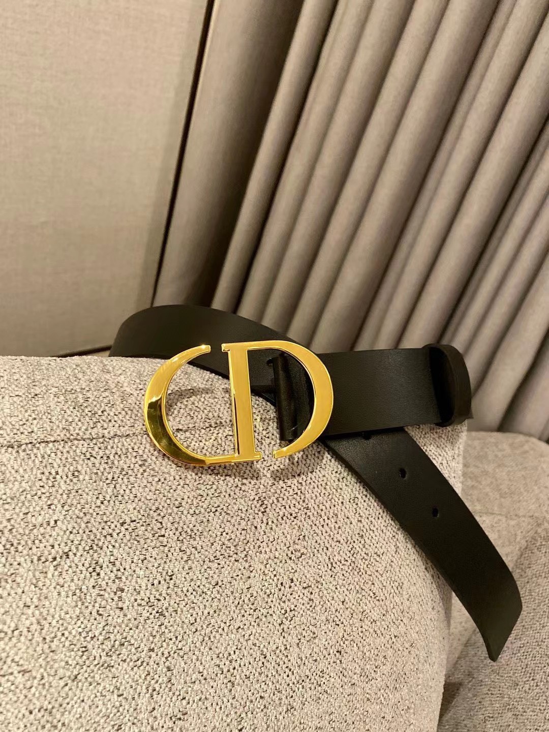 THẮT LƯNG NAM DIOR SIÊU CẤP TLNDO1806 z2762425976662 3a8c68f159d8cf39dcd25cc35054f64a 510x680 - THẮT LƯNG NAM DIOR SIÊU CẤP TLNDO1806