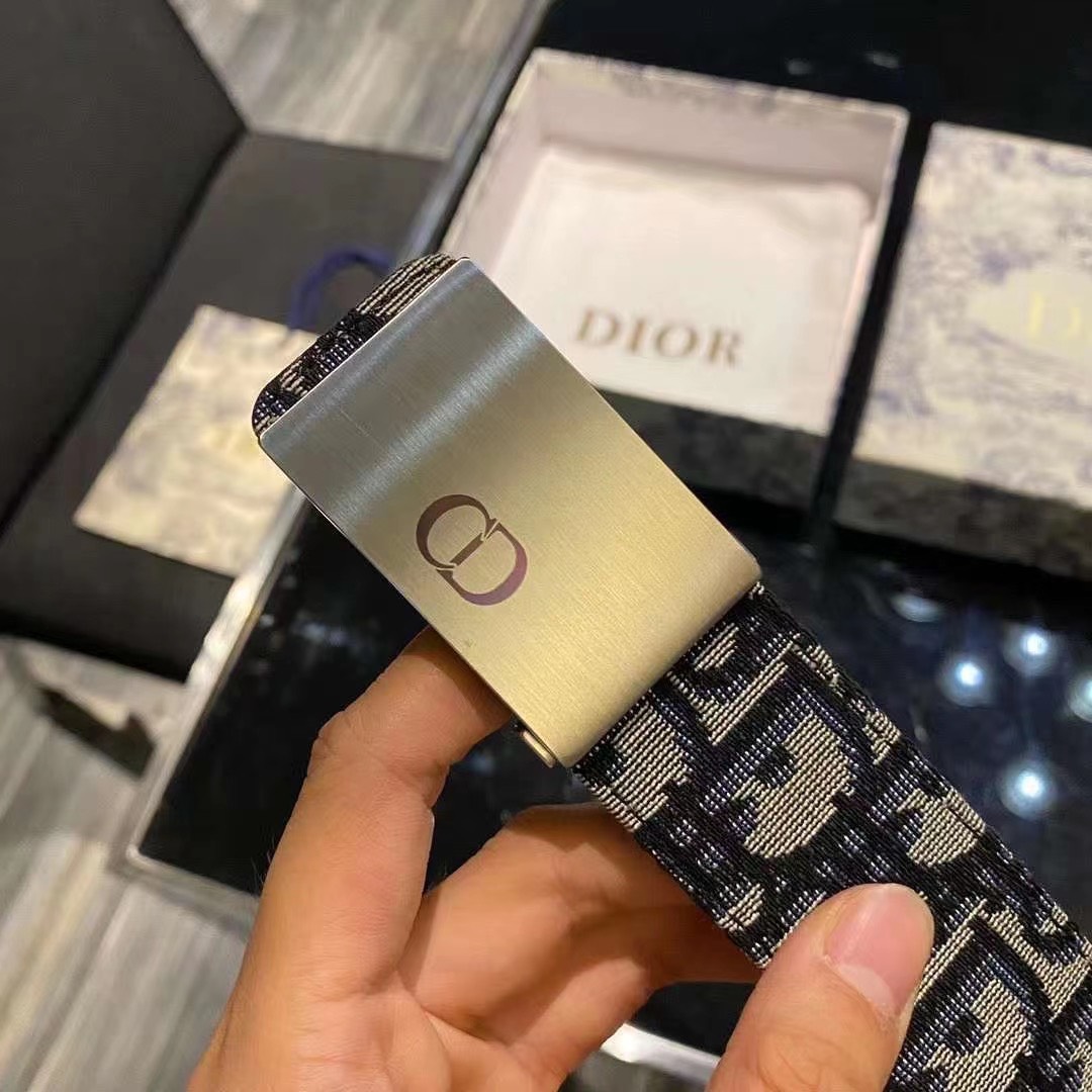 THẮT LƯNG NAM DIOR SIÊU CẤP TLNDO1809 z2767198423088 4021b78cfbdcb9bd0df70e4ecd830ee3 510x510 - THẮT LƯNG NAM DIOR SIÊU CẤP TLNDO1809