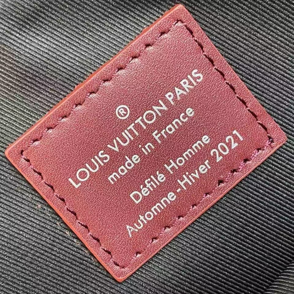 Túi xách nam Louis Vuitton siêu cấp TXSC1845 z2801218014917 49b55897abc707027b0fd53639c18ee8 510x510 - Túi xách nam Louis Vuitton siêu cấp TXSC1845