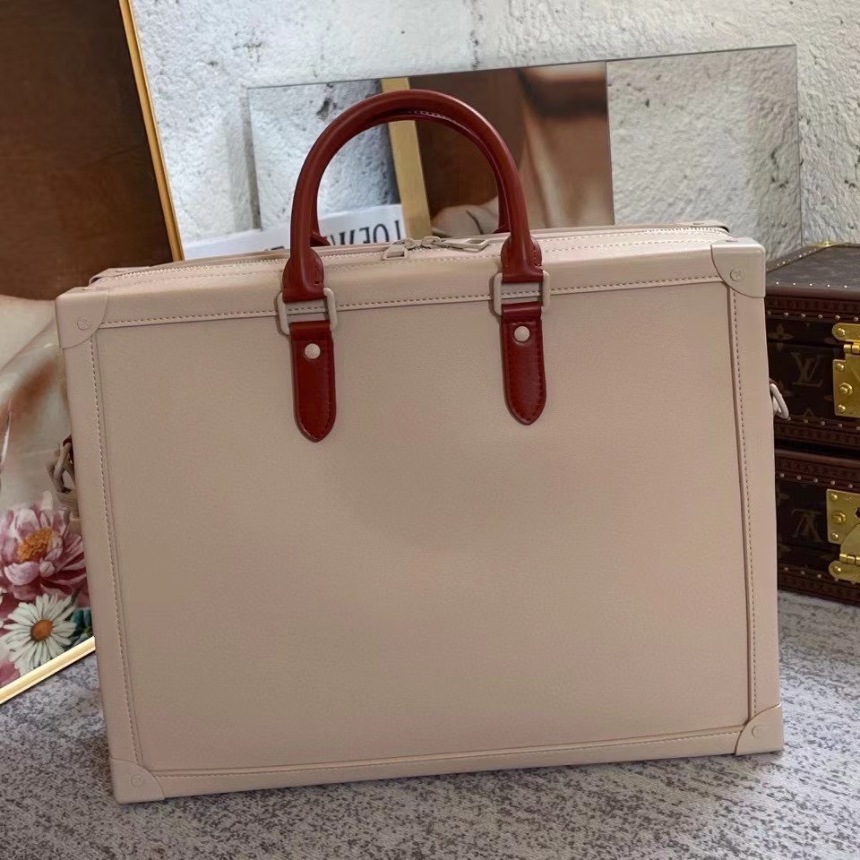 Túi xách nam Louis Vuitton siêu cấp TXSC1846 z2801218044863 ed716ec714eb95ae73fc66416985a2d5 510x510 - Túi xách nam Louis Vuitton siêu cấp TXSC1846