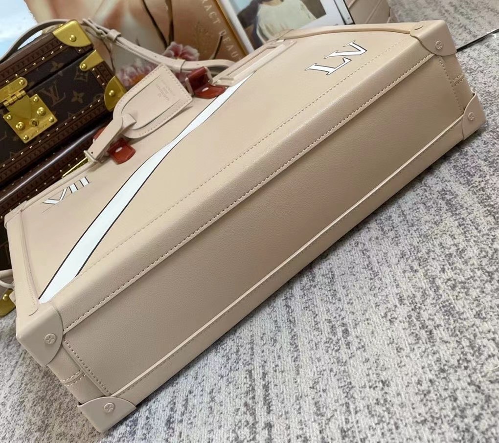 Túi xách nam Louis Vuitton siêu cấp TXSC1846 z2801218084689 9f1a6039b9c3a2bdd28ee8af35c19c64 510x453 - Túi xách nam Louis Vuitton siêu cấp TXSC1846