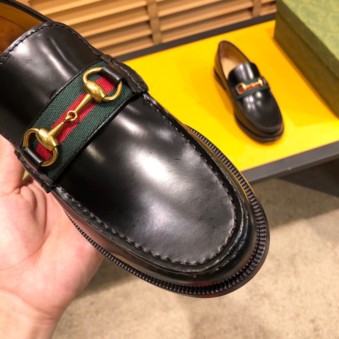 Giày nam Gucci siêu cấp GNSC1864 z2827006324933 d73663dd81294968f8c98747522c8c76 1 510x510 - Giày nam Gucci siêu cấp GNSC1864
