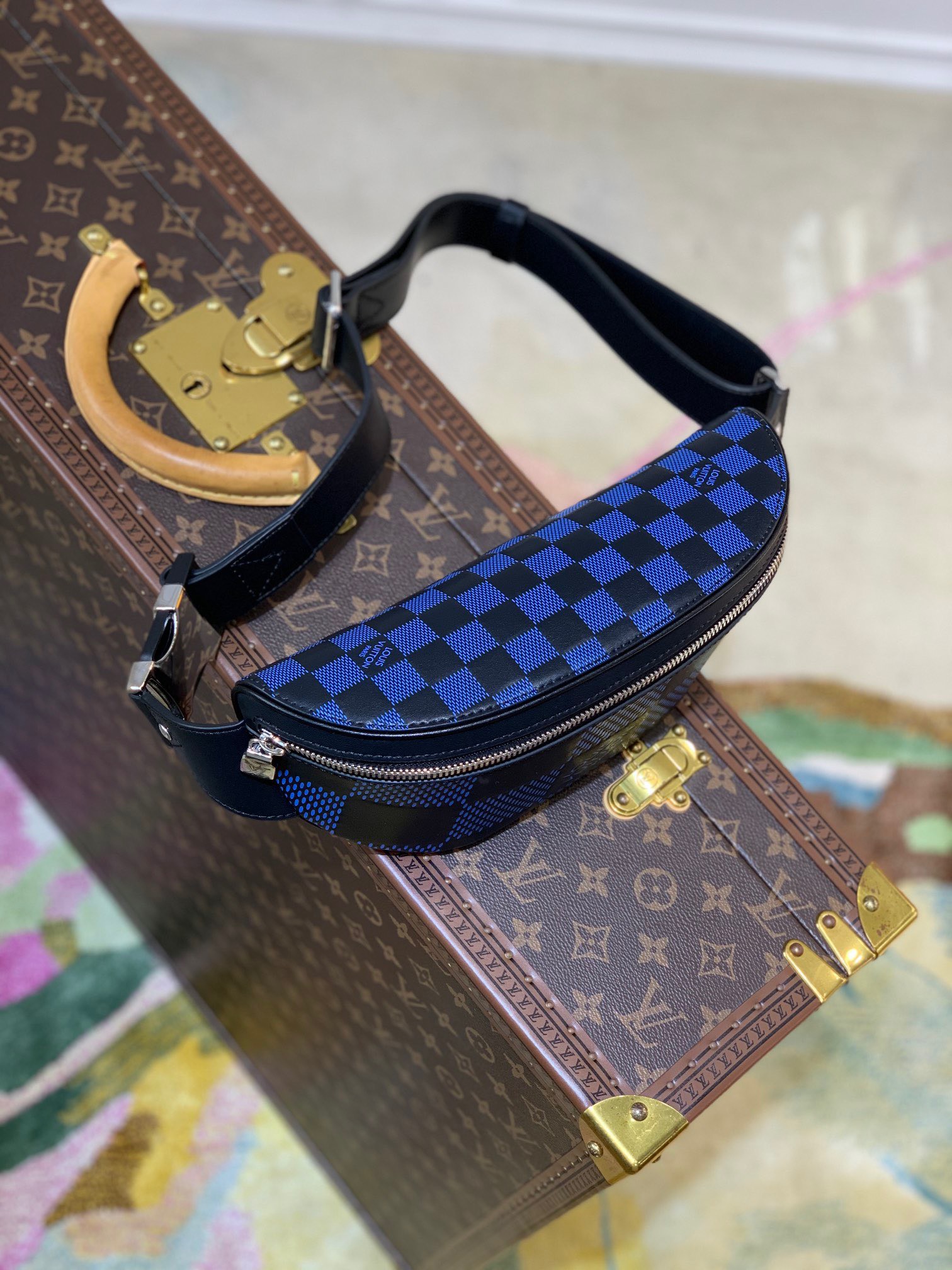 Túi xách nam Louis Vuitton siêu cấp TXSC1869 z2832588370157 1940a0e094ff38ad1840e00b0feaa277 510x680 - Túi xách nam Louis Vuitton siêu cấp TXSC1869