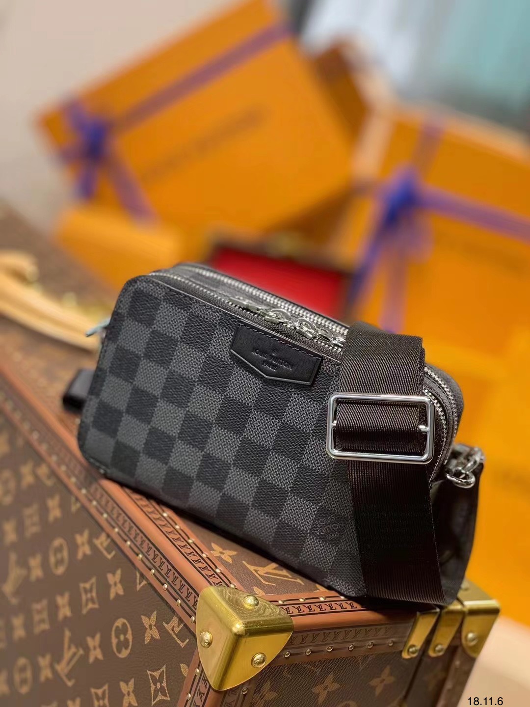 Túi xách nam Louis Vuitton siêu cấp TXSC1881 z2850142124916 76e8aeb8ab1322fbac9a2185ecd84b6a 510x680 - Túi xách nam Louis Vuitton siêu cấp TXSC1881
