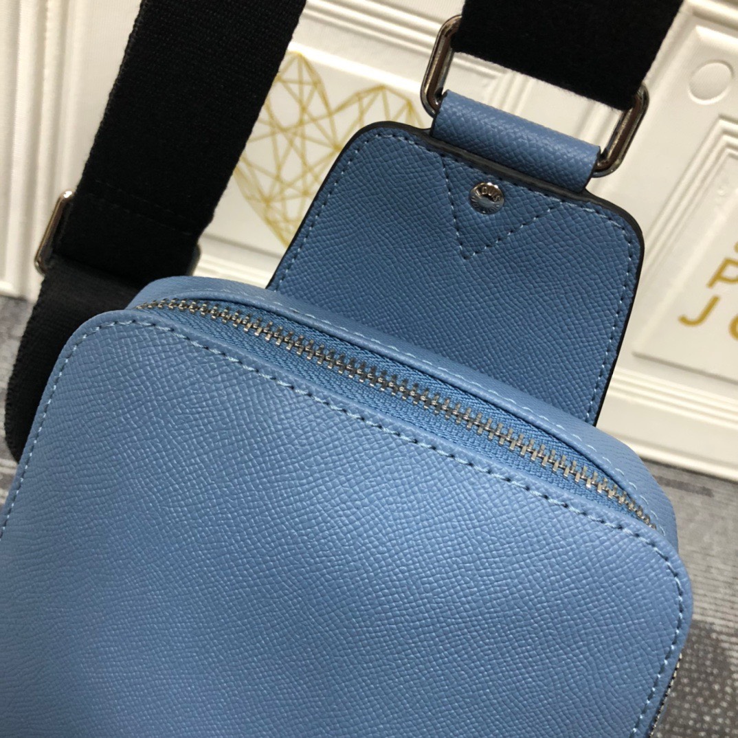 Túi xách nam Louis Vuitton siêu cấp TXSC1875C z2954909453498 3492c1f7ebc4c1659006575f31843cdf 510x510 - Túi xách nam Louis Vuitton siêu cấp TXSC1875C