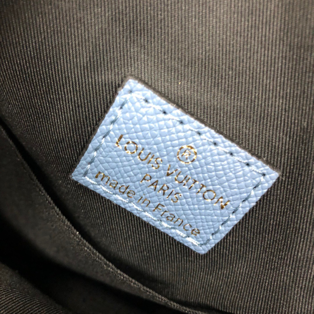 Túi xách nam Louis Vuitton siêu cấp TXSC1875C z2954909493212 9dc8591afe71e1eef2e600c372f02c58 510x510 - Túi xách nam Louis Vuitton siêu cấp TXSC1875C