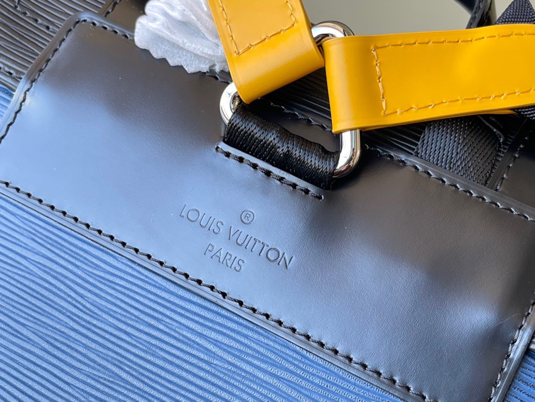Túi xách nam Louis Vuitton Siêu Cấp TXNLV1971 z2962594187074 6edfe033a0c9c9ae1234045b101da37d 510x383 - Túi xách nam Louis Vuitton Siêu Cấp TXNLV1971