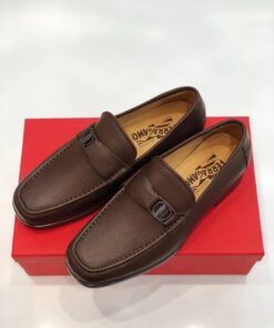 Giày nam Salvatore Ferragamo siêu cấp GNSC1984 z2968015979152 7b7f820055594dfa14bd52b31ed9f1c5 247x296 - Giày nam Salvatore Ferragamo siêu cấp GNSC1984