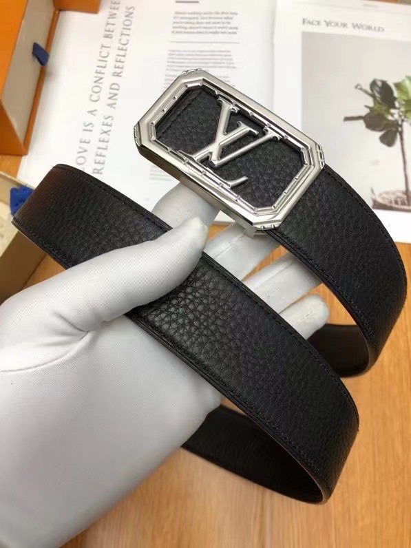 Thắt lưng nam Louis Vuitton siêu cấp TLSC2004 z2981797335715 8f86c84d5b2af9fab2dafbfd6abdc95f 510x680 - Thắt lưng nam Louis Vuitton siêu cấp TLSC2004