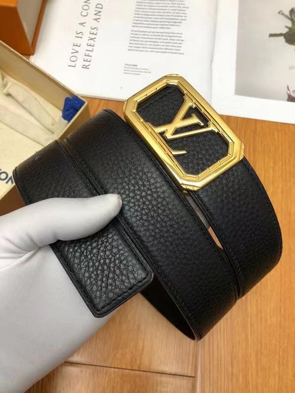 Thắt lưng nam Louis Vuitton siêu cấp TLSC2005 z2981797547136 3cf9e50b7daea42339dd9593732904ef 510x680 - Thắt lưng nam Louis Vuitton siêu cấp TLSC2005