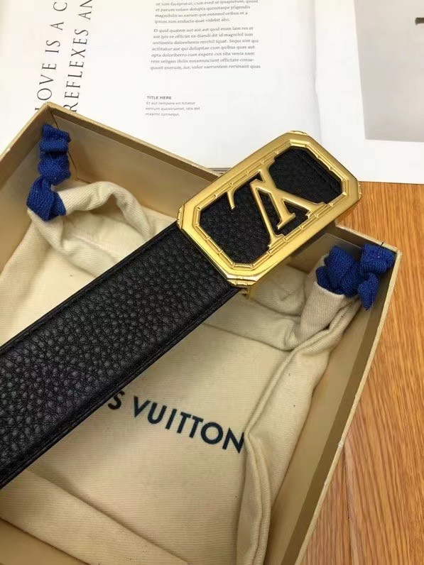 Thắt lưng nam Louis Vuitton siêu cấp TLSC2005 z2981797561960 c7004ccf1c1c705b034095b8e74c1c4d 510x680 - Thắt lưng nam Louis Vuitton siêu cấp TLSC2005