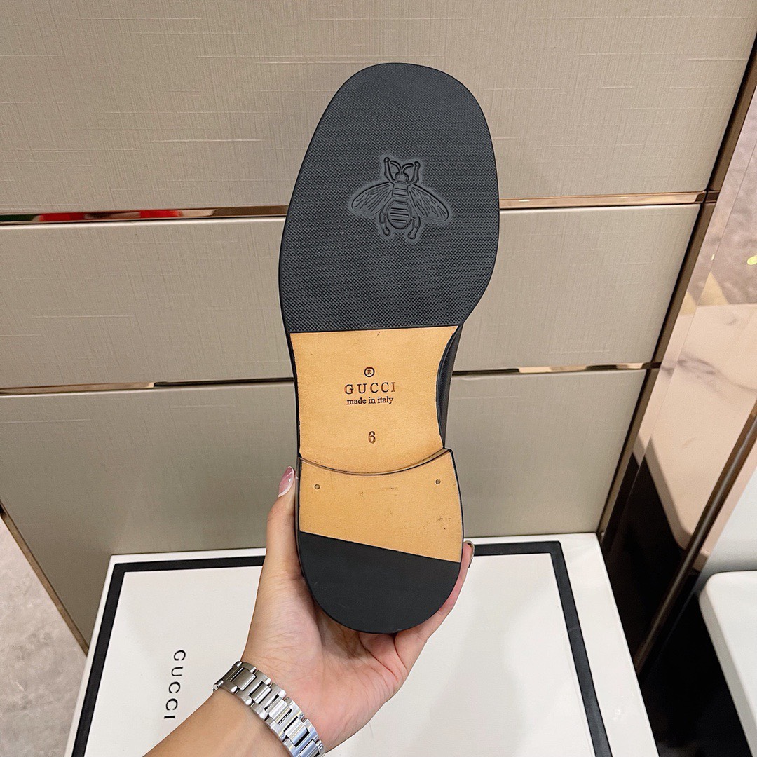 Giày nam Gucci siêu cấp GNSC2028 z2996300871091 1c539ae2b4c5335fae4fe7b23e015a92 510x510 - Giày nam Gucci siêu cấp GNSC2028
