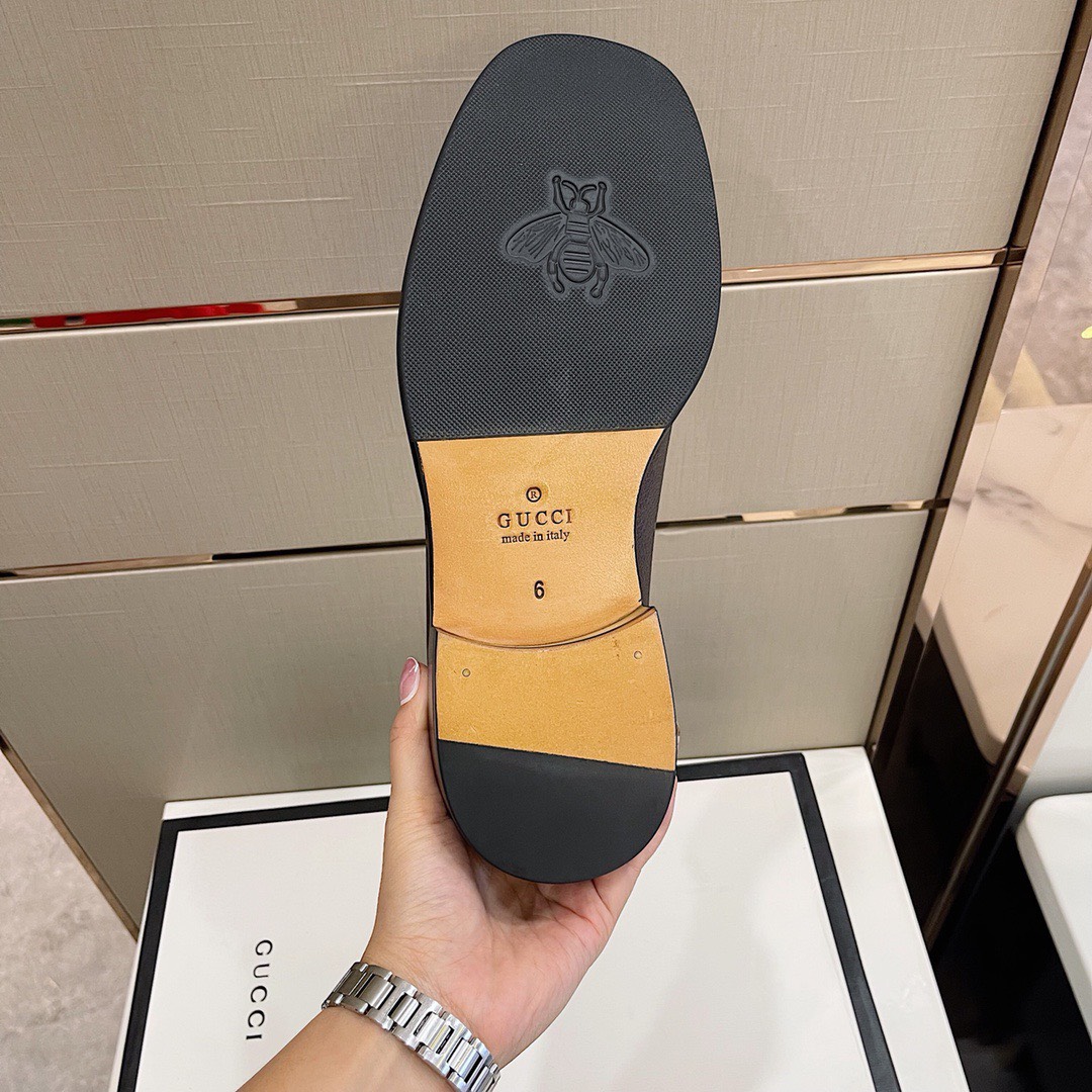 Giày nam Gucci siêu cấp GNSC2029 z2996301629472 838661a40bba261d64d462f490c14f1a 510x510 - Giày nam Gucci siêu cấp GNSC2029