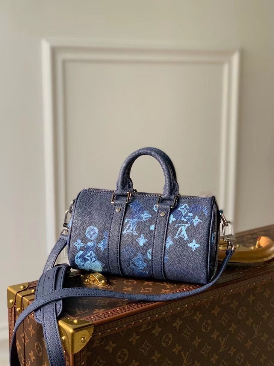 Túi xách nam Louis Vuitton Siêu Cấp TXNLV2062 z3020643150751 25f07d442a04aea4d0229c4fe81181e8 510x680 - Túi xách nam Louis Vuitton Siêu Cấp TXNLV2062