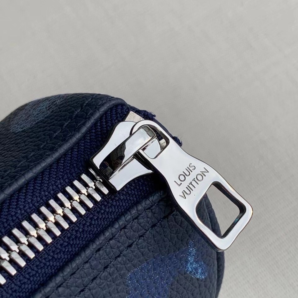 Túi xách nam Louis Vuitton Siêu Cấp TXNLV2062 z3020643167265 87dda4a553fe50d207176525eb53c6ce 510x510 - Túi xách nam Louis Vuitton Siêu Cấp TXNLV2062
