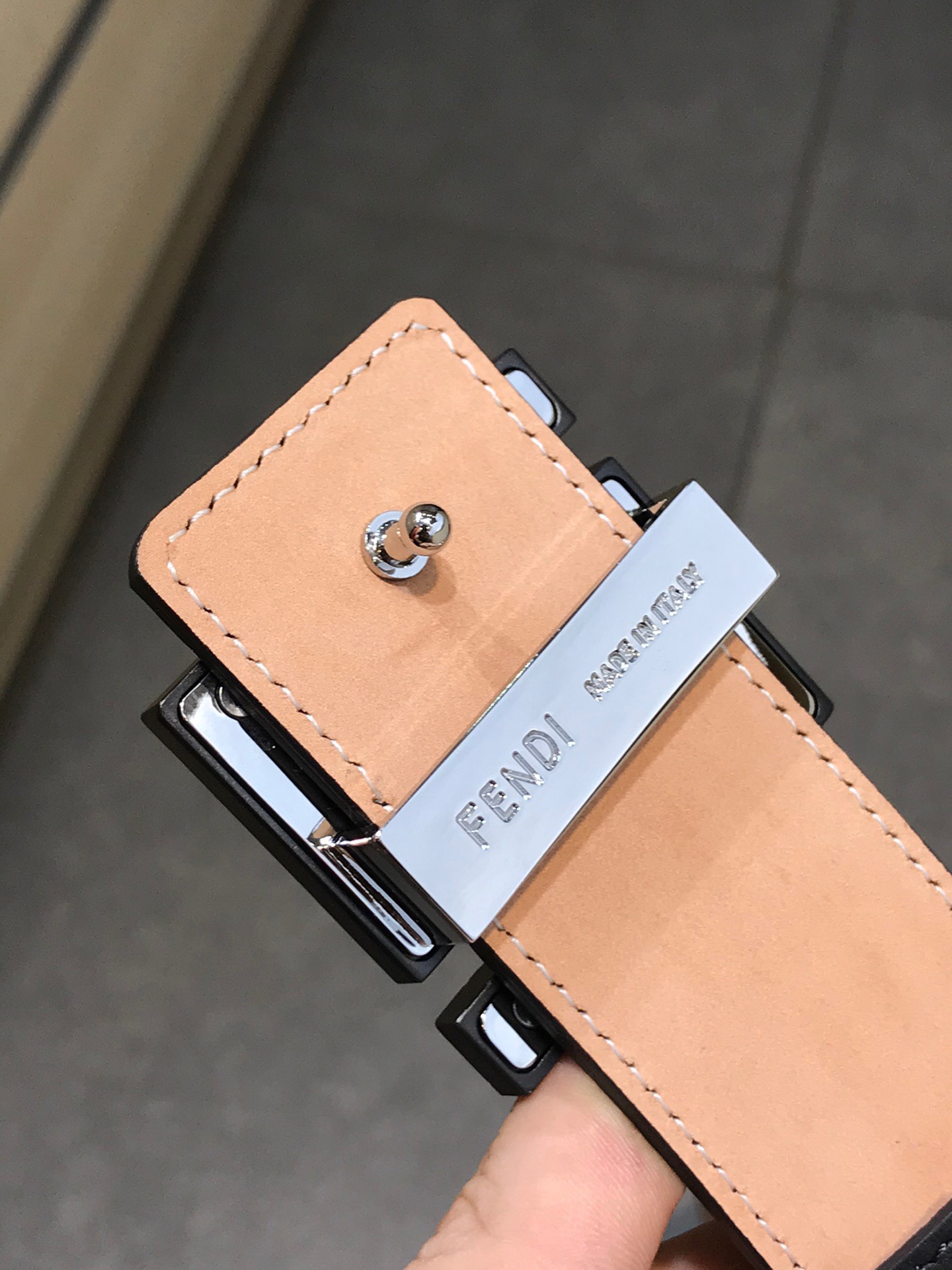 Thắt lưng nam FenDi siêu cấp TLNSC2084 z3032596197778 65bf28dac5171c6a86271b7a04e392da 510x680 - Thắt lưng nam FenDi siêu cấp TLNSC2084