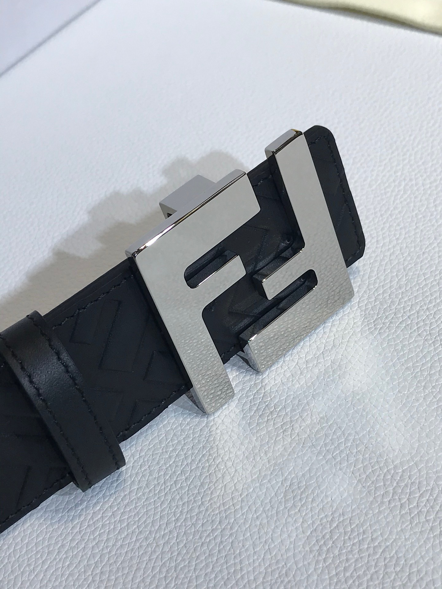 Thắt lưng nam FenDi siêu cấp TLNSC2084 z3032596204475 47ed33e3d64a6f7f59b71729c30cdc58 510x680 - Thắt lưng nam FenDi siêu cấp TLNSC2084
