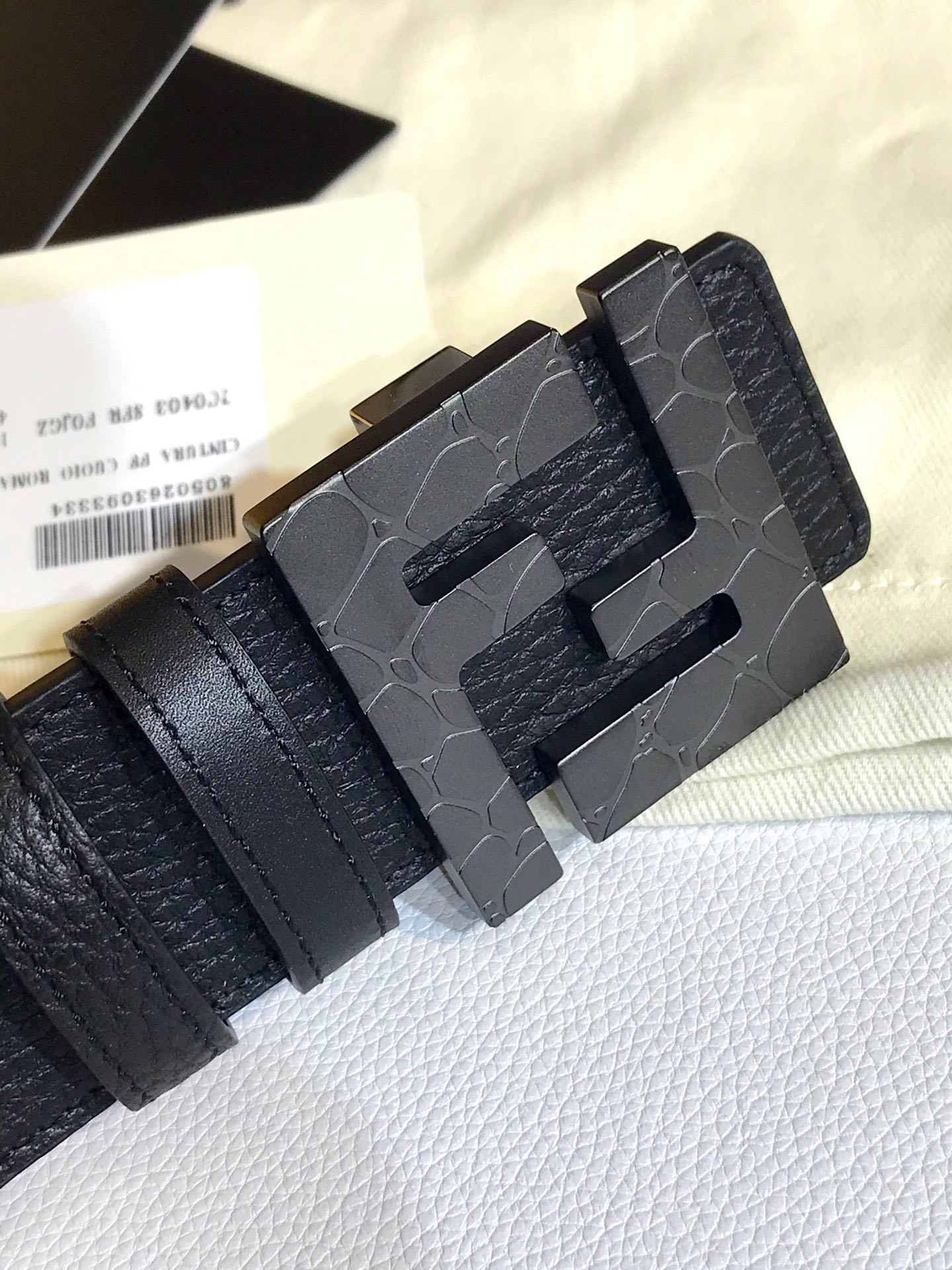 Thắt lưng nam FenDi siêu cấp TLNSC2086 z3032607715150 9afa6def2d82ab13d309a8b6e345d177 510x680 - Thắt lưng nam FenDi siêu cấp TLNSC2086