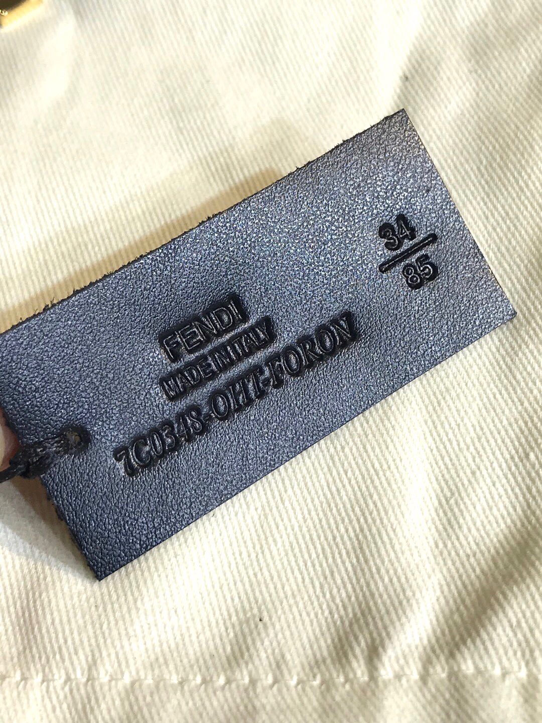 Thắt lưng nam FenDi siêu cấp TLNSC2086 z3032607731312 a8b6710d304b9a786f0a9a4baed13b21 510x680 - Thắt lưng nam FenDi siêu cấp TLNSC2086