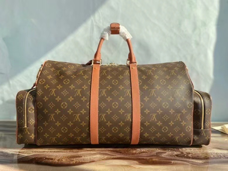 Túi xách nam Louis Vuitton Siêu Cấp TXNLV2094 z3052673381378 4c726791492fbf4f08c8f651a49bcff9 510x383 - Túi xách nam Louis Vuitton Siêu Cấp TXNLV2094