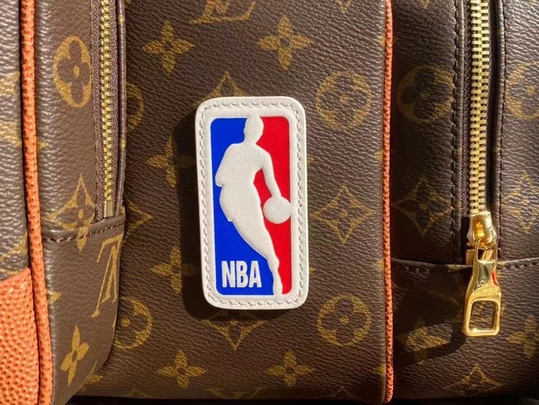 Túi xách nam Louis Vuitton Siêu Cấp TXNLV2094 z3052673393902 c74c999de706860ba9b52c9fa7a82202 510x383 - Túi xách nam Louis Vuitton Siêu Cấp TXNLV2094