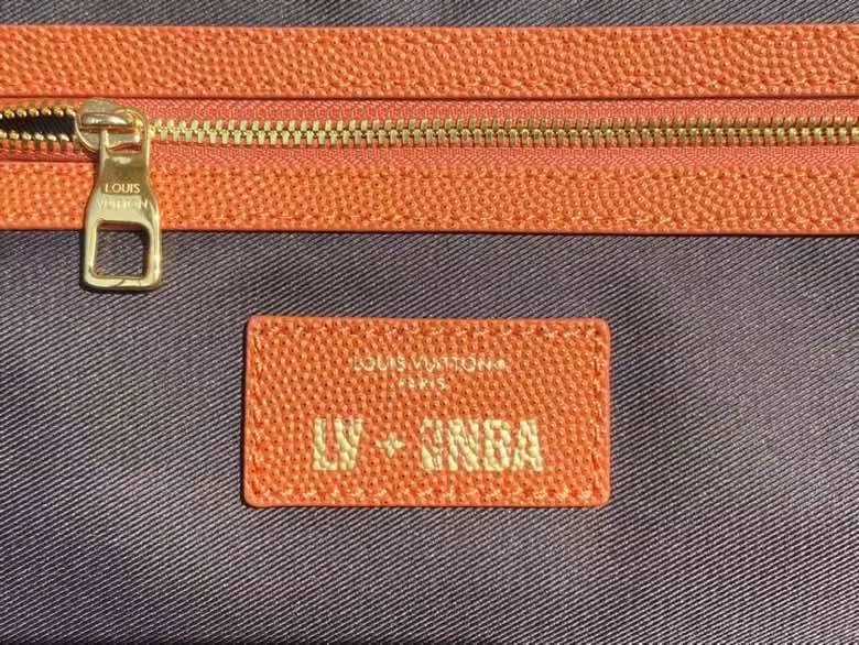Túi xách nam Louis Vuitton Siêu Cấp TXNLV2094 z3052673434210 5b5ee5bca41b73210c8dda5439bcc3c0 510x383 - Túi xách nam Louis Vuitton Siêu Cấp TXNLV2094