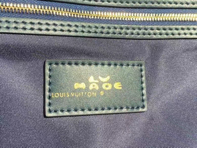 Túi xách nam Louis Vuitton Siêu Cấp TXNLV2095 z3052673703286 d69973c1888d68bae213f1d964835a09 510x383 - Túi xách nam Louis Vuitton Siêu Cấp TXNLV2095