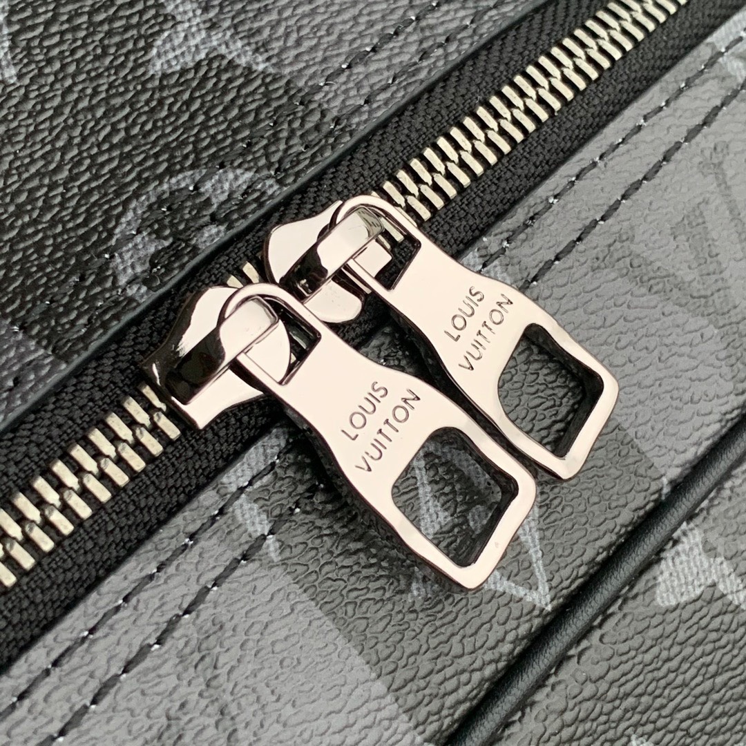 Túi xách nam Louis Vuitton Siêu Cấp TXNLV2098 z3067319158011 b768aca43083853dcd27b5a3b2e9e860 510x510 - Túi xách nam Louis Vuitton Siêu Cấp TXNLV2098