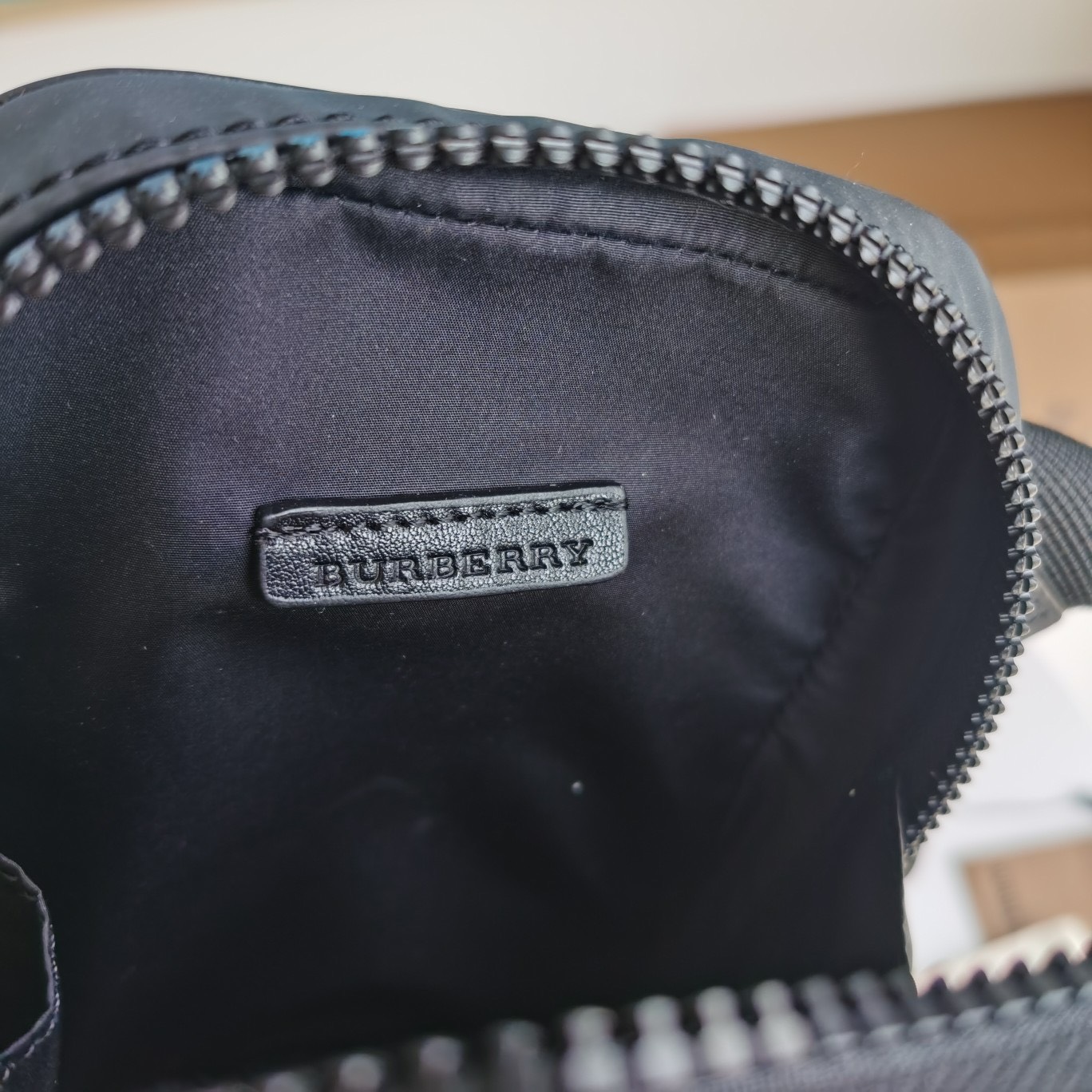 Túi xách nam Burberry Siêu Cấp TXNSC2122 z3089088085290 c1f81196eecddcb7719bb8d176077b83 510x510 - Túi xách nam Burberry Siêu Cấp TXNSC2122