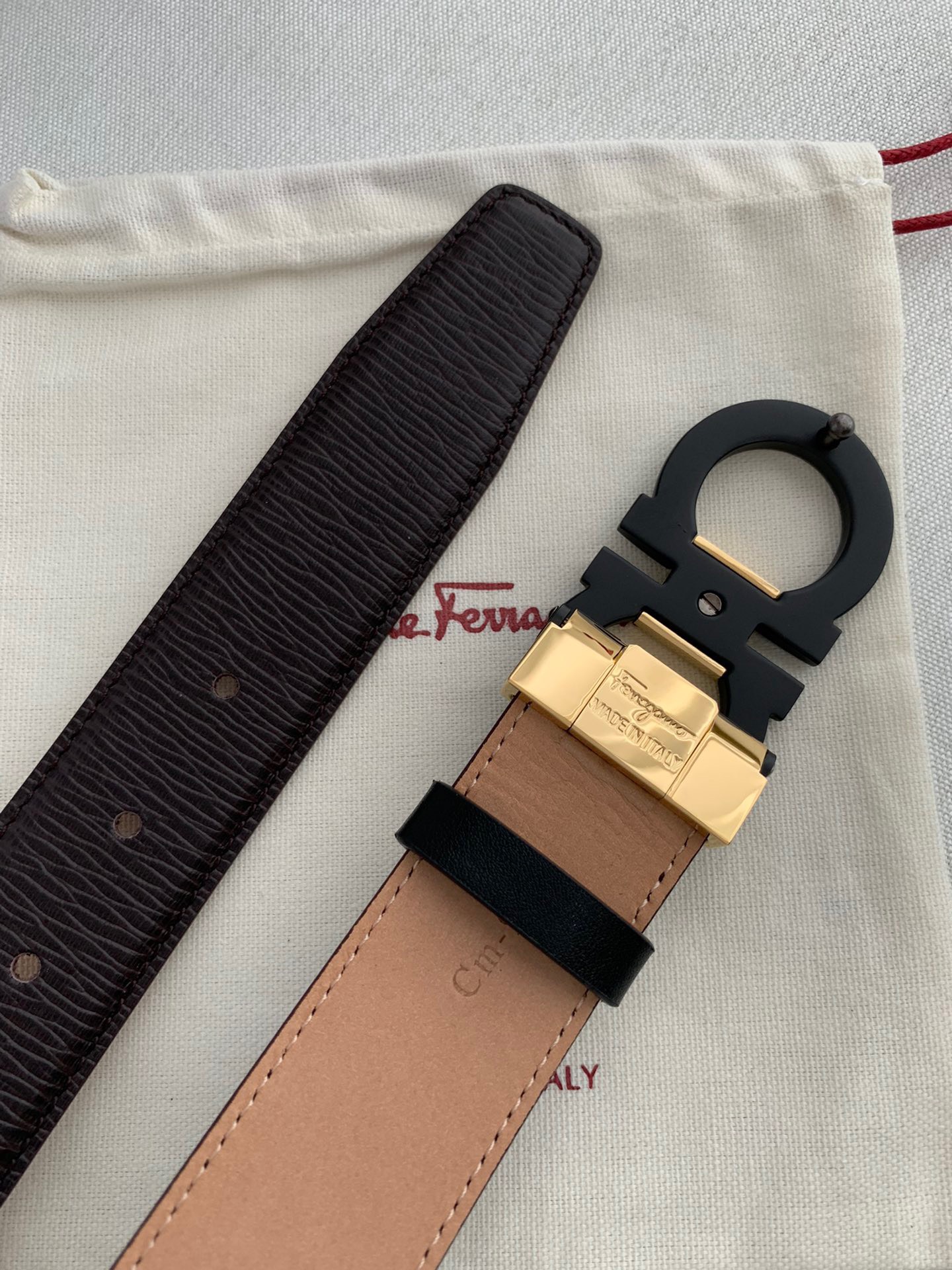 Thắt lưng nam Salvatore Ferragamo siêu cấp TLSC2140 z3163275993647 f5705f3ef3d7ccdfcd1c83bcbefbdb7b 510x680 - Thắt lưng nam Salvatore Ferragamo siêu cấp TLSC2140