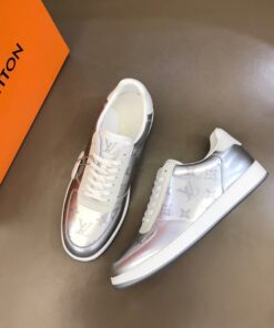 Giày Nam Louis Vuitton Siêu Cấp GNLV2146 z3168461148682 3feb8985e992cfd9154dffd03e4f25b3 247x296 - Giày Nam Louis Vuitton Siêu Cấp GNLV2146