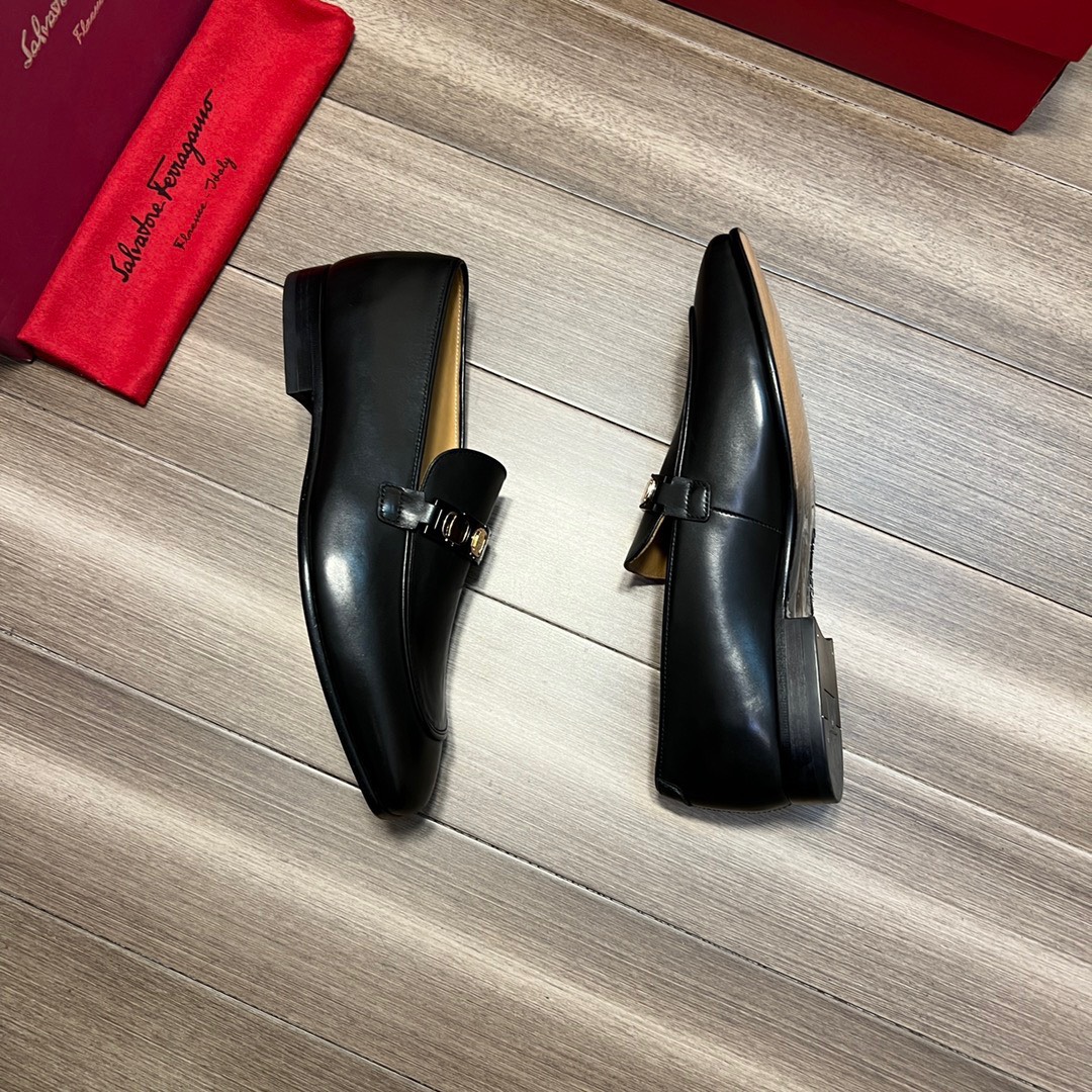 Giày nam Salvatore Ferragamo siêu cấp GNSC2147 z3171569024663 b4e28996cc8e689bf677ce7e88d2112a 510x510 - Giày nam Salvatore Ferragamo siêu cấp GNSC2147