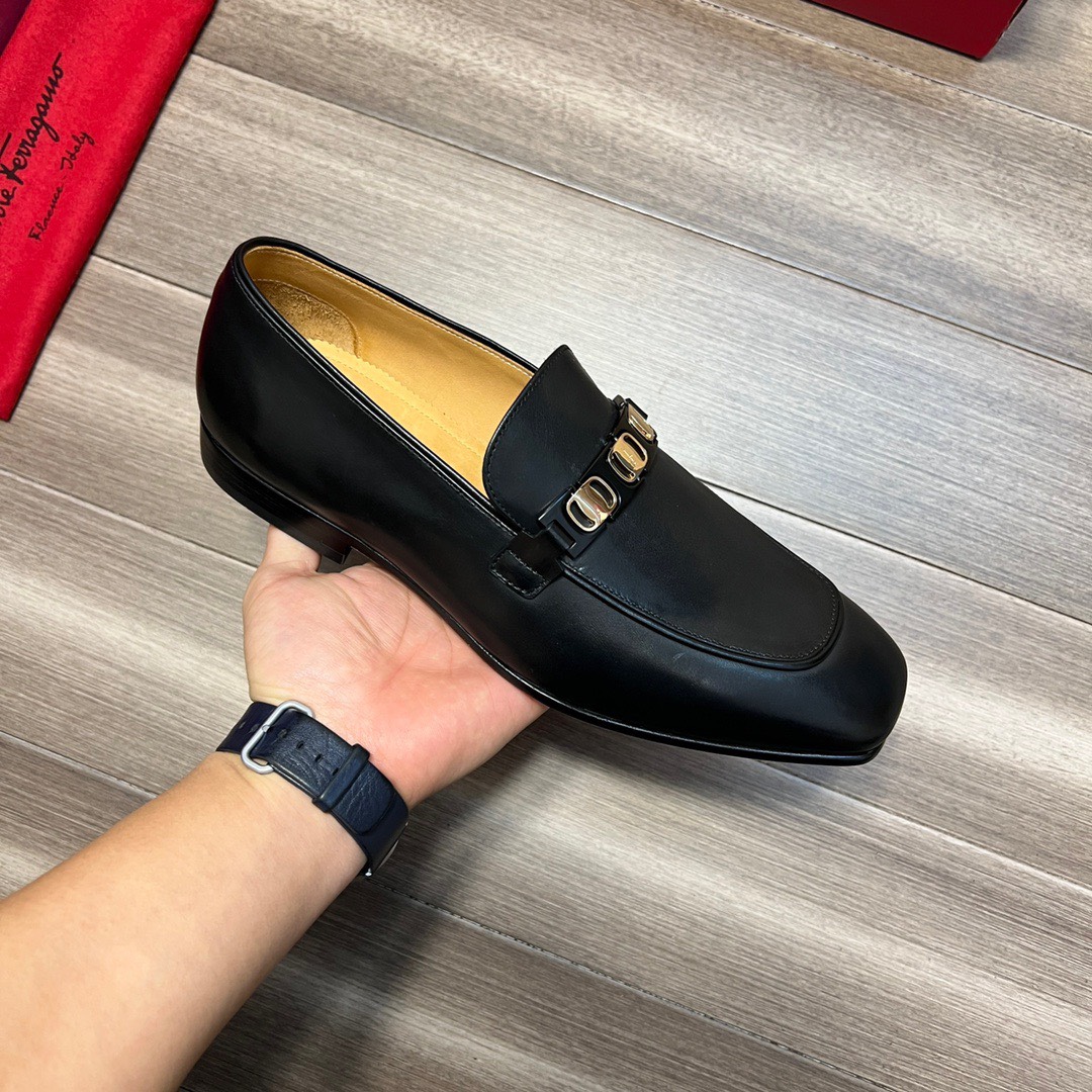 Giày nam Salvatore Ferragamo siêu cấp GNSC2147 z3171569031118 6030631a7d5c28665dccaa3f965aca48 510x510 - Giày nam Salvatore Ferragamo siêu cấp GNSC2147