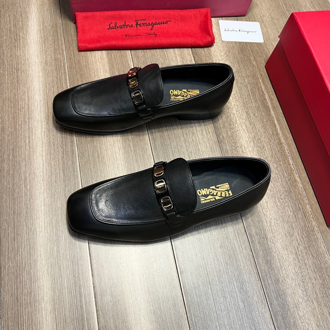 Giày nam Salvatore Ferragamo siêu cấp GNSC2150 z3171574604415 81293e12a7d54f77164f9368463308a9 510x510 - Giày nam Salvatore Ferragamo siêu cấp GNSC2150
