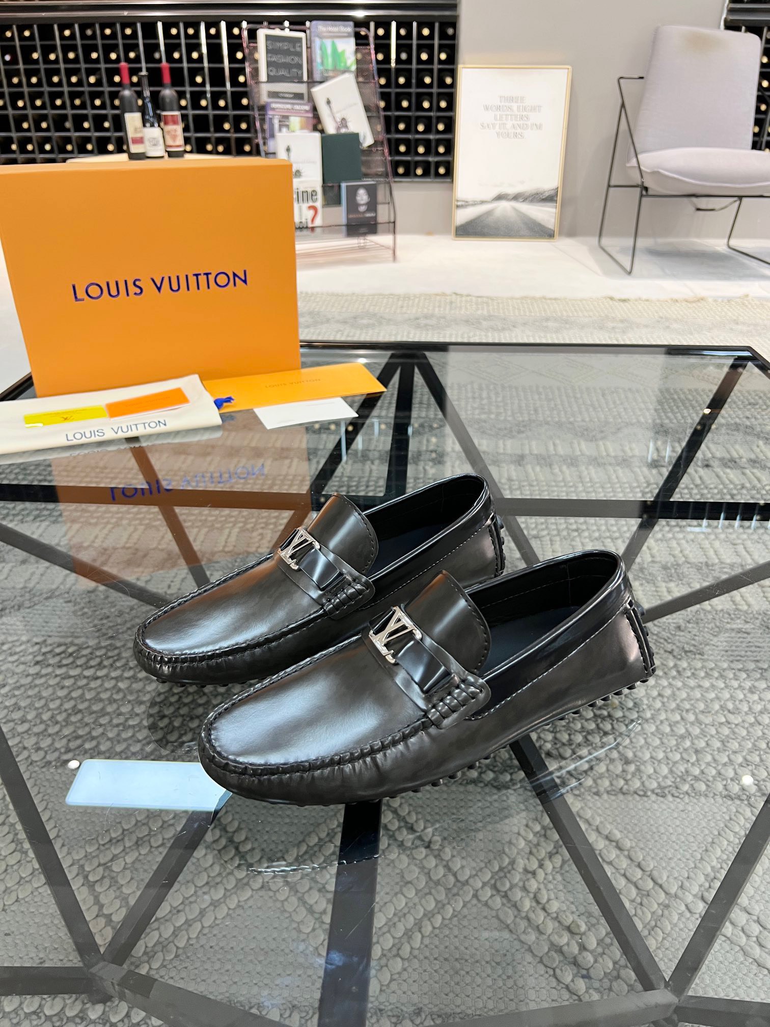 Giày Nam Louis Vuitton Siêu Cấp GNLV2167 z3186582681276 362e323f6bd847b476caeea7886b6600 510x680 - Giày Nam Louis Vuitton Siêu Cấp GNLV2167
