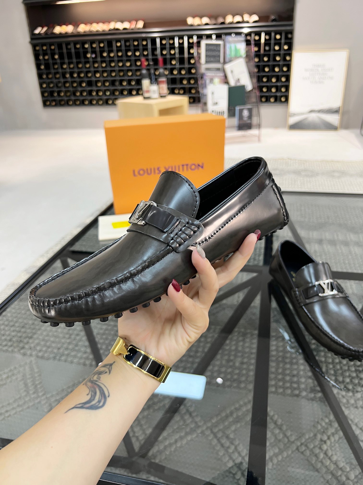 Giày Nam Louis Vuitton Siêu Cấp GNLV2167 z3186582702513 ba9e69e96d99ca2d92cde05ad8ce5046 510x680 - Giày Nam Louis Vuitton Siêu Cấp GNLV2167