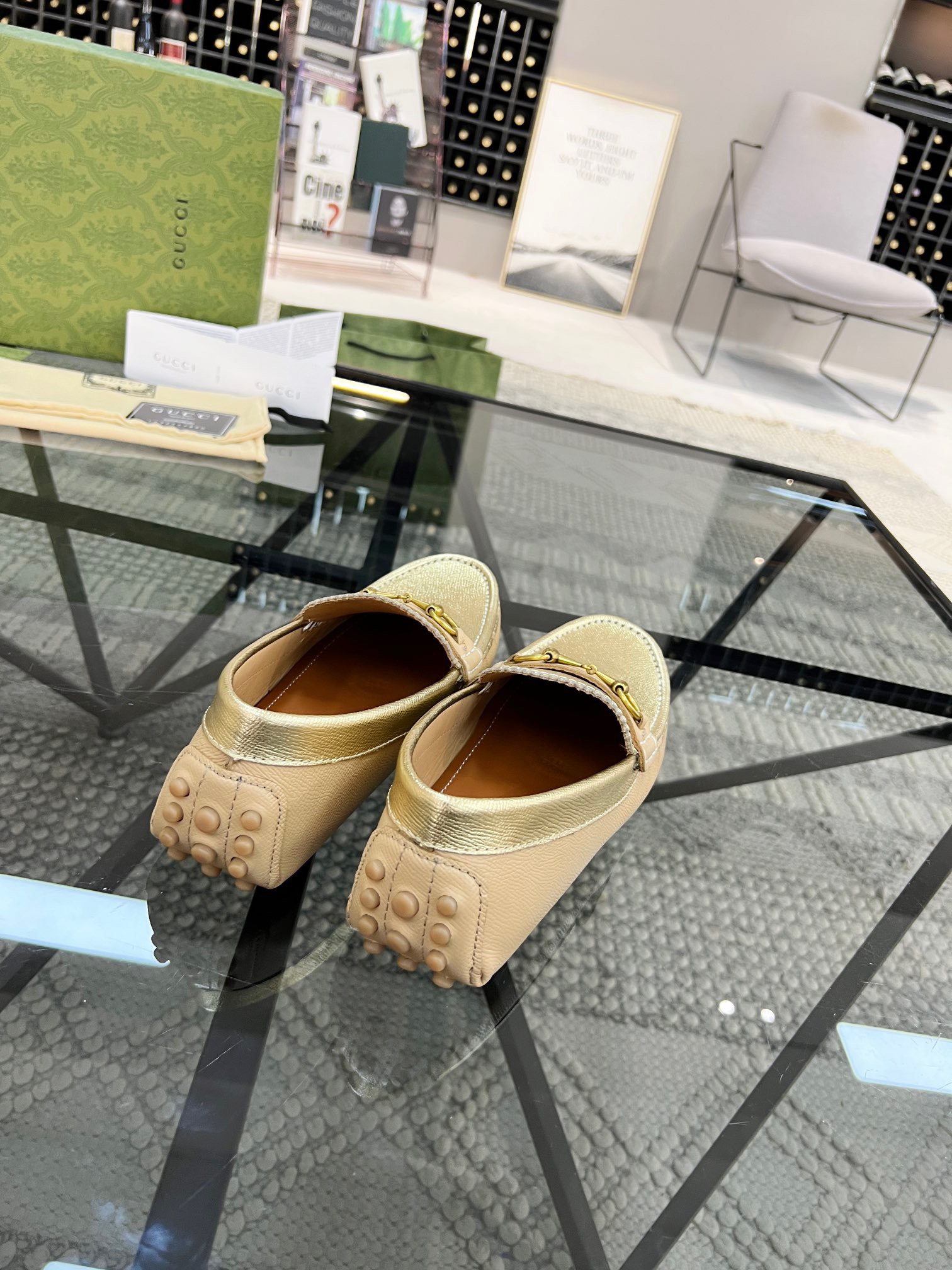Giày Nam Gucci Siêu Cấp GNGC2175 z3186591777018 bf0028ade369439c2bbfa5a9c2c22534 510x680 - Giày Nam Gucci Siêu Cấp GNGC2175