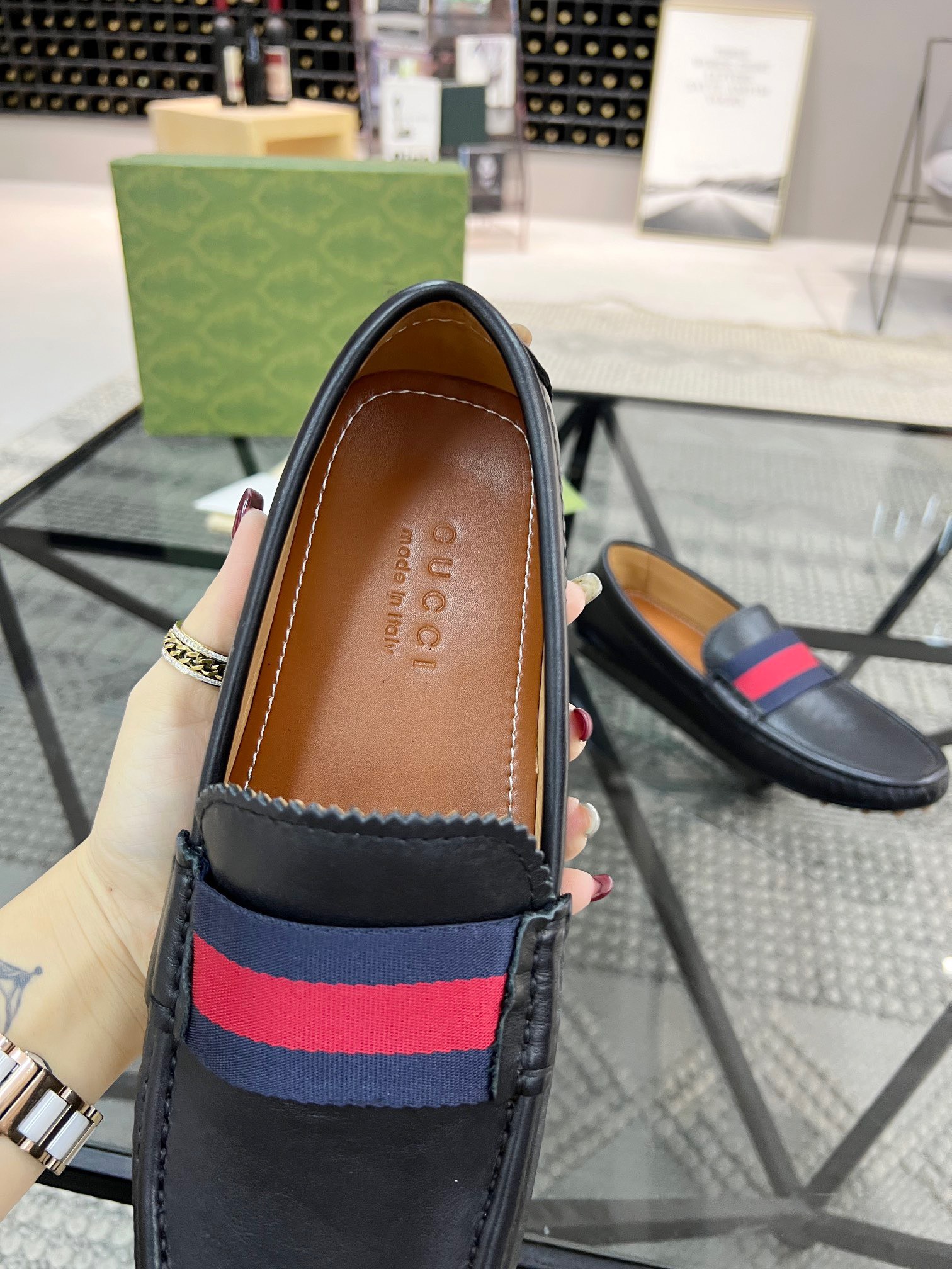 Giày Nam Gucci Siêu Cấp GNGC2178 z3186594004747 7355c0f68bbad94e10d1eb85e116705f 510x680 - Giày Nam Gucci Siêu Cấp GNGC2178