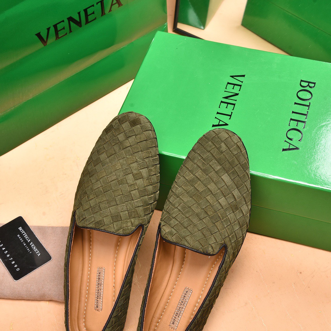Giày nam Bottega Veneta siêu cấp MSSC2210 z3204390576537 bb357068204fe4ff9d7e3179e7ce2880 510x510 - Giày nam Bottega Veneta siêu cấp MSSC2210