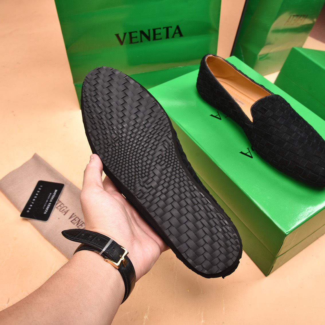 Giày nam Bottega Veneta siêu cấp MSSC2211 z3204390881644 fdc4f0612a913f0a8288103576359c03 510x510 - Giày nam Bottega Veneta siêu cấp MSSC2211