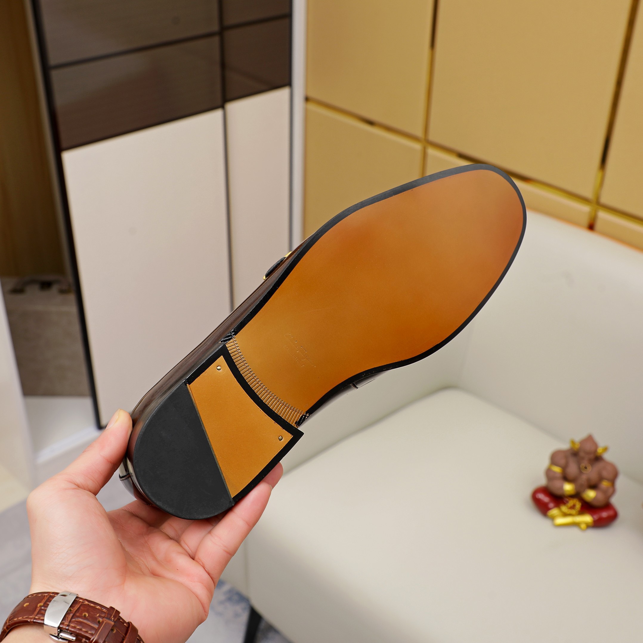 Giày nam Salvatore Ferragamo siêu cấp GNSC2248 z3213003590935 d6cbb46df9948d71e836595a2eafd8c1 510x510 - Giày nam Salvatore Ferragamo siêu cấp GNSC2248