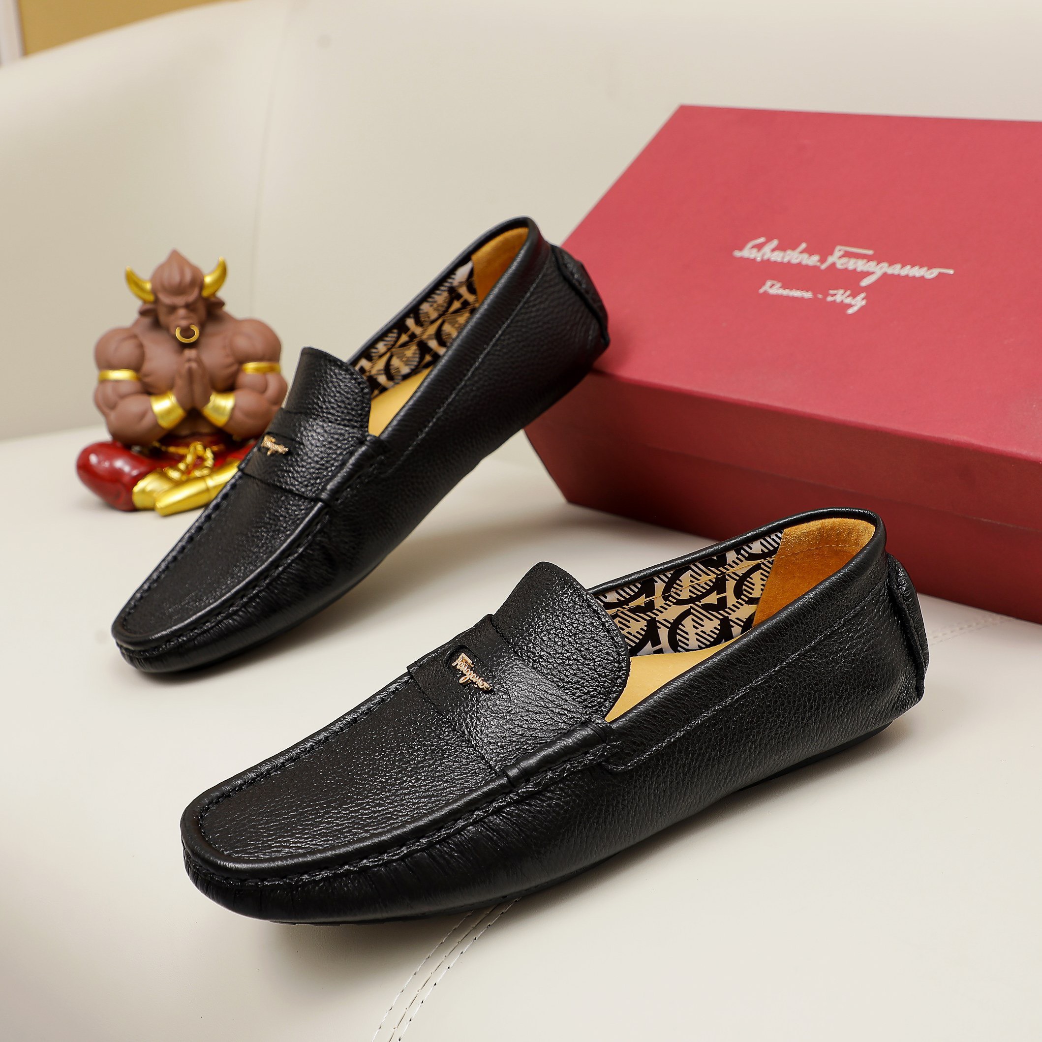 Giày nam Salvatore Ferragamo siêu cấp GNSC2250 z3230904145387 c8b7d02f39e3964899f33a40d3248baf 510x510 - Giày nam Salvatore Ferragamo siêu cấp GNSC2250