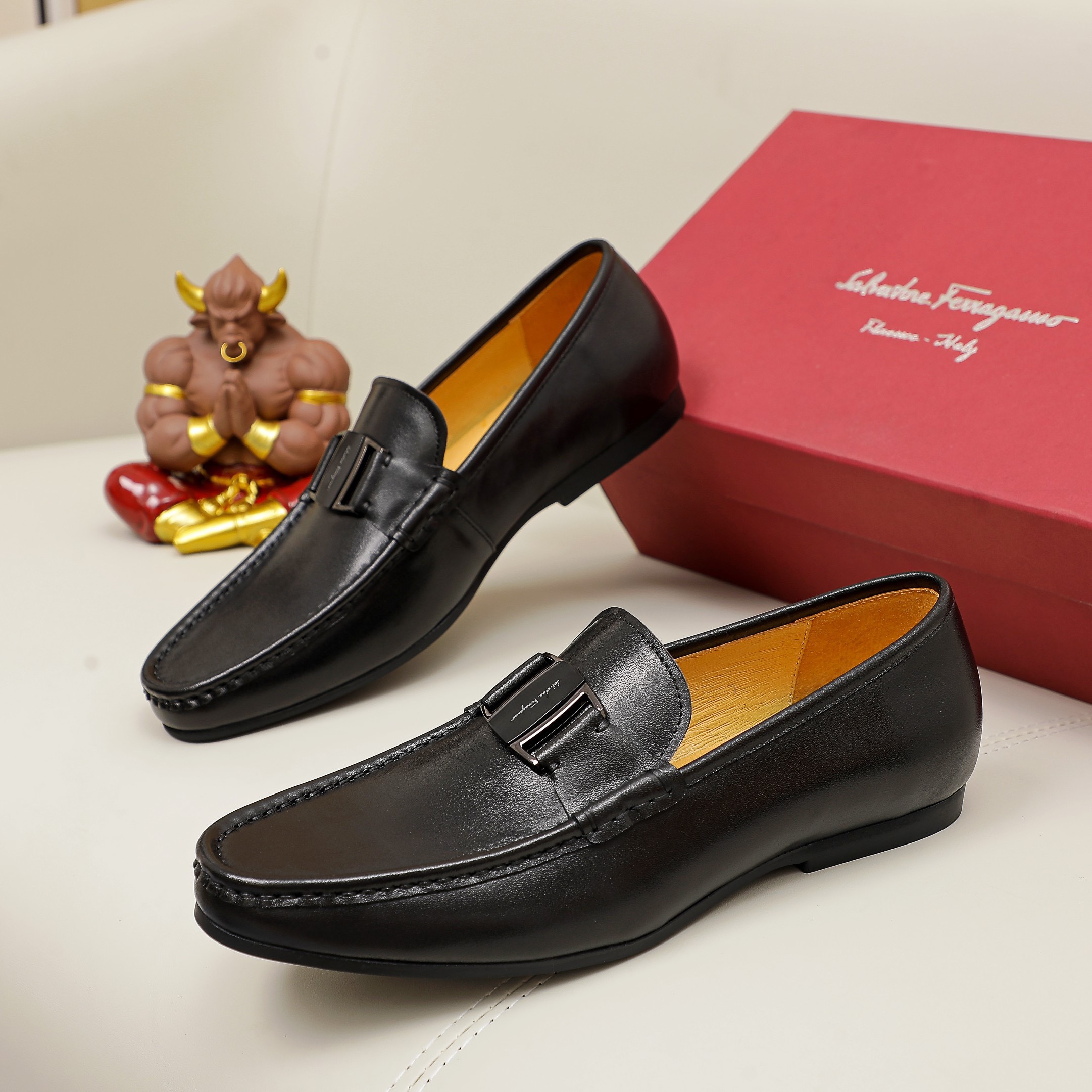 Giày nam Salvatore Ferragamo siêu cấp GNSC2253 z3230905406342 95dba7e7397a4e1fe446ce3d064f1dc4 510x510 - Giày nam Salvatore Ferragamo siêu cấp GNSC2253