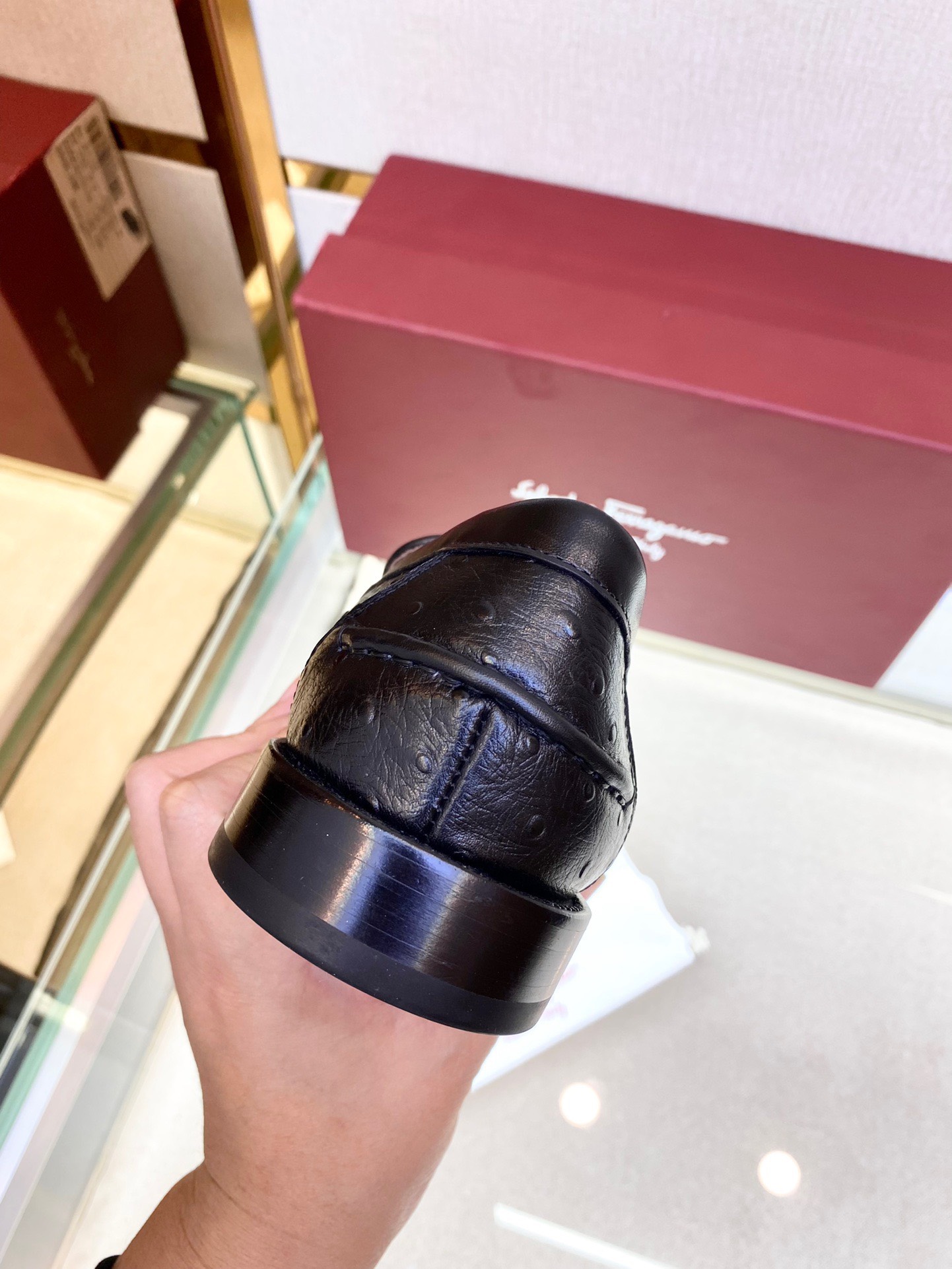 Giày nam Salvatore Ferragamo siêu cấp GNSC2254 z3232603778044 076c354d72b2763a22201b4d1cf1d90f 510x680 - Giày nam Salvatore Ferragamo siêu cấp GNSC2254