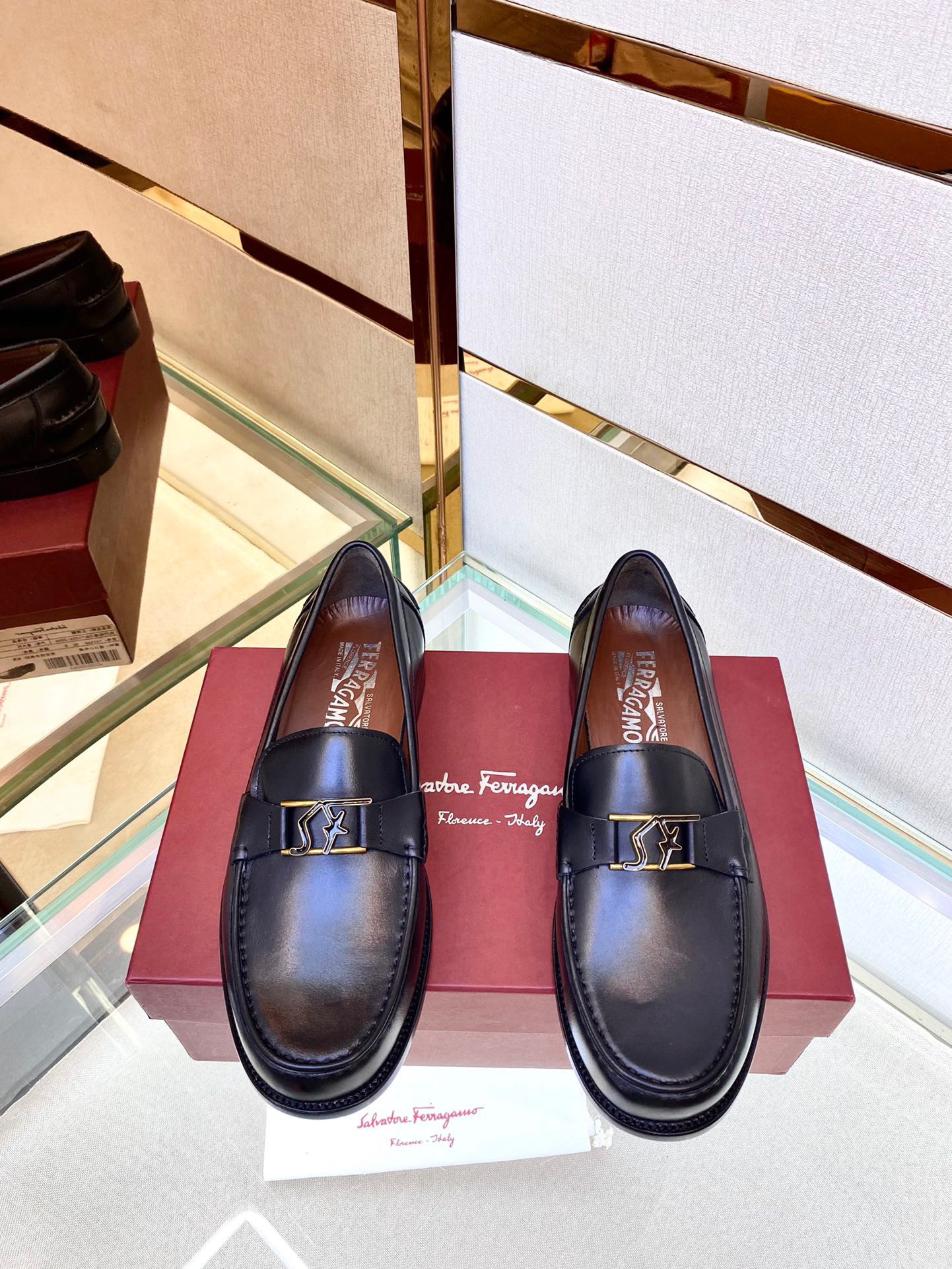 Giày nam Salvatore Ferragamo siêu cấp GNSC2257 z3232605596273 3cd31a5cabf00f11e4878bec914f6ff1 510x680 - Giày nam Salvatore Ferragamo siêu cấp GNSC2257