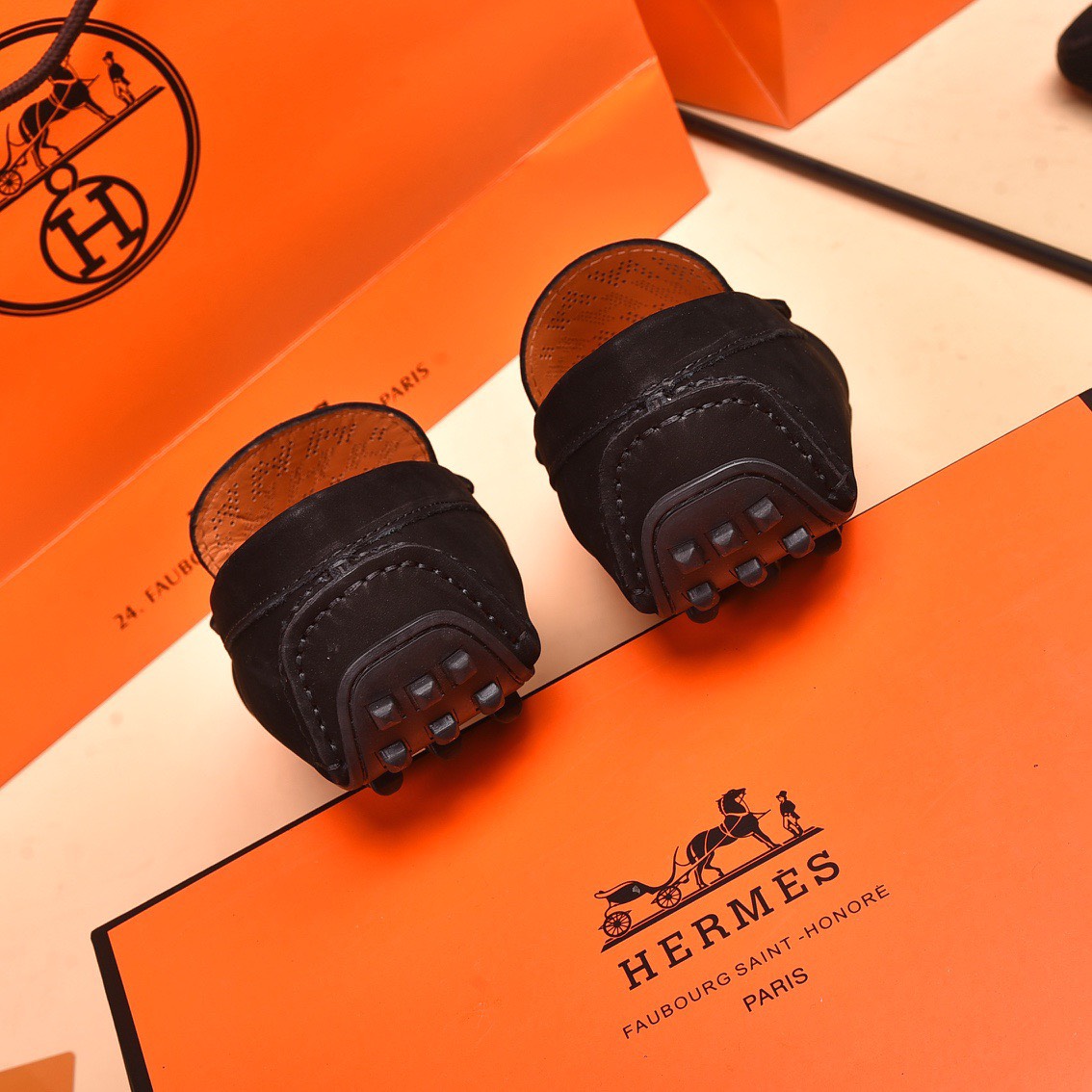 Giày Nam Hermes Siêu Cấp GNH2288 z3247007373186 8ea5b557847f5088c947e294907ad770 510x510 - Giày Nam Hermes Siêu Cấp GNH2288
