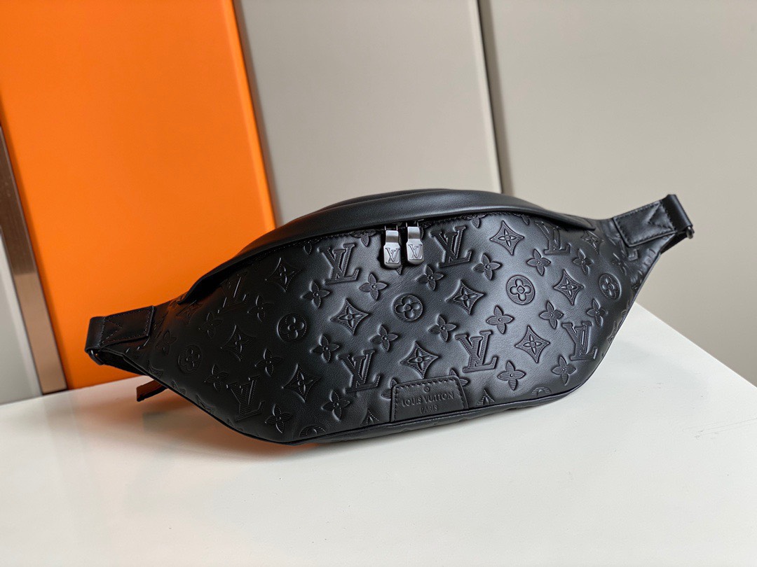Túi xách nam Louis Vuitton Siêu Cấp TXNLV2295 z3258327296660 78c4b2c5618ff7717c23de07af189021 510x383 - Túi xách nam Louis Vuitton Siêu Cấp TXNLV2295