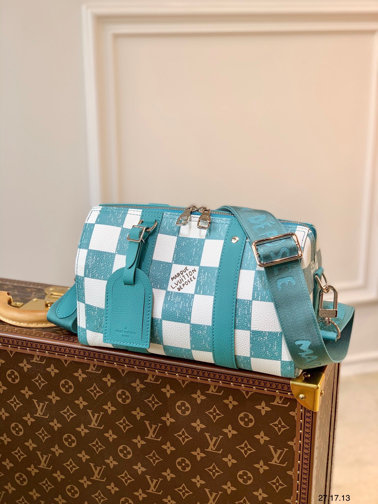 Túi xách nam Louis Vuitton Siêu Cấp TXNLV2312 z3272071188665 fa09d26cd2631c05ec0358fb1ed11278 510x680 - Túi xách nam Louis Vuitton Siêu Cấp TXNLV2312