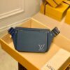 Túi xách nam Louis Vuitton Siêu Cấp TXNLV2345 z3301332184338 46a5fe9fb376776cb1321aff217aa787 100x100 - Túi xách nam Louis Vuitton Siêu Cấp TXNLV2345