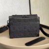 z3301687507432 fbdbace6dad04a7466492311e073b740 100x100 - Túi xách nam Louis Vuitton Siêu Cấp TXNLV2355